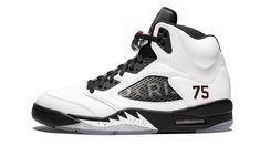 Air Jordan 5 Retro Paris Saint-Germain (PSG) Friends & Family Sneakers Box, Jordan Model, Air Jordan 5 Retro, Sports Trainers, Air Jordan 5, Green Bean, Retro Sneakers, Jordan 5