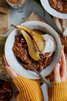 Gingerbread Oatmeal with Caramelized Pear | Pick Up Limes Gingerbread Oatmeal, Pastry Photography, Caramelized Pear, Sweet Morning, Cozy Breakfast, Breakfast Meals, Roasted Pecans, Roasted Pumpkin Seeds, Roasted Cashews