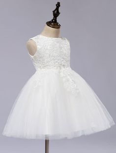 Silhouette Princess Neckline Jewel Hemline/Train Knee-Length Back Details Zipper Fabric Tulle, Satin Fabric Embellishment Embroidered Sleeve Length Sleeveless Fully Lined Yes Season Spring, Summer, Fall, Winter Weight 0.50kg White Tulle Sleeveless Dress For Dress-up, Fitted Princess Sleeveless First Communion Dress, Fitted Sleeveless Princess First Communion Dress, Princess Style Sleeveless First Communion Dress, Sleeveless Princess Dress For First Communion, Sleeveless Tulle First Communion Dress With Lace Bodice, Spring A-line Dress For Confirmation, Sleeveless Tulle First Communion Dress, Elegant Sleeveless Princess Dress For First Communion