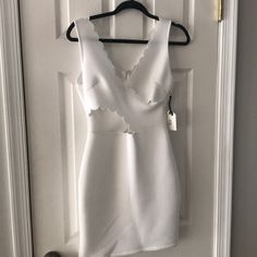 New With Tags Junior Size Small White V-neck Bodycon Dress For Day Out, White Bodycon Dress For Going Out In Spring, White Casual Mini Dress For Going Out, Casual White Dress For Going Out, Cut Out, Checks, Colorful Dresses, Mini Dress, Womens Dresses