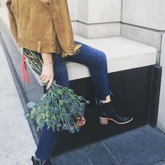 Madewell Frankie Chelsea Boot in true black, worn by our friend @joco_5941 #wellheeled Style Change, Madewell Denim, G H, Get Dressed, Cropped Jeans