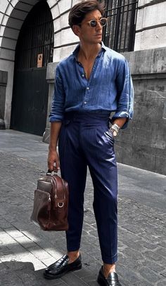 Summer Outfits Men Elegant, Sprezzatura Style For Men, French Men Style, Club Atmosphere, Boat Outfit, Yacht Outfit, Old Money Aesthetics, Country Club Aesthetic, Masculinity Quotes