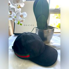 Authentic New With Our Tags Gucci Adjustable Short Brim Hat, Gucci Hat With Adjustable Size And Short Brim, Elegant Gucci Adjustable Hat, Gucci Adjustable Brimmed Hat, Gucci Luxury Brimmed Hat, Luxury Gucci Brimmed Hat, Trendy Gucci Hat With Short Brim, Gucci Elegant Short Brim Hat, Elegant Gucci Short Brim Hat