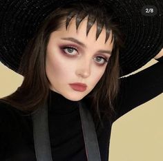 Lydia Deetz Outfit, Lydia Deetz Makeup, Lydia Costume, Lydia Deetz Costume, Halloween Beetlejuice, Beetlejuice Makeup, Lydia Beetlejuice, Beetlejuice Costume, Paper Cube