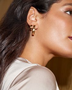 Bold doesn’t have to mean big: our Flat Small 14mm Hoop Earrings in 18k Gold Vermeil are proof! Featuring a wide silhouette with a high-shine finish and our signature hoofprint detailing on the sides, these little hoops make a major impression. Metal 18k Yellow Gold Vermeil What is Vermeil? Vermeil (that’s pronounced ver-may) is a gold plating technique that dates back to the 19th century. While other jewelers plate over less durable metals, our vermeil starts with a Sterling Silver base and is Luxury Hoop Earrings With Shiny Finish For Everyday, Luxury Shiny Finish Hoop Earrings For Everyday, Luxury Gold Huggie Earrings With Shiny Finish, Luxury Gold Shiny Huggie Earrings, Kendra Scott Store, Hoof Print, Plating Techniques, Texture Metal, Demi Fine Jewelry