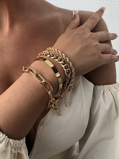 Original Cool Statement Chains Bracelet GOLD-One_size Flat Bracelet, Twisted Bracelet, Gold Bracelets, Silver Chain Bracelet, Gold Bracelet Chain, Layered Bracelets, Bracelet Argent, Trendy Jewelry, Accessories Bracelets