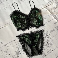 Vintage 80s Black Lace And Deep Green 2 Piece Lingerie Set * Deep V-Neck With Tied Chest * Low Waisted Panty With Tied Closure * Ruffled Seams With Mesh/Laced Overlay On Satin Green Lining * Made In Usa Size M Flat Measurements: Chest - Waist - Hip - In Pristine Vintage Condition. Free Shipping On Bundles 80s Lingerie, Green Goth, Velvet Bra, Green Lingerie, Lingerie Vintage, Lingerie Sets, Low Waisted, Book Decor, Green Velvet