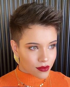 Razored Haircuts, Very Short Haircuts, Short Hair Pixie Cuts, Spiked Hair, Super Short Hair, Edgy Short Hair, Hair Summer, Very Short Hair, Short Pixie Haircuts