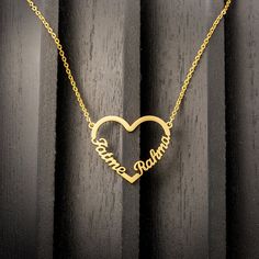 ZUDO-custom-heart-with-names-on-the-sides- Name Pendent Designs, Gold Ornaments Design, Necklace Name Design, Mugappu Chain, Snake Ring Gold, Locket Design, Fancy Jewellery Designs, Gold Chain Design, Jewelry Set Design