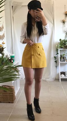 Skirt Outfits For Summer, Cool Looks, Outfits For Summer, Stylish Skirts, Yellow Skirt, Outfit Trends, Looks Vintage, Grunge Outfits