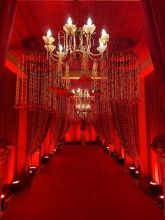 walkway / passage decor ideas Reception Hall Decorations Indian, Banquet Wedding Decor, Walkway Decor, Red Indian Wedding, Fairmont Jaipur, Indian Wedding Stage, Jaipur Wedding, Royal Indian Wedding, Reception Stage Decor