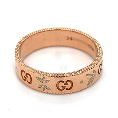 Gucci 18K Rose Gold White Enamel Icon Bloom 6MM Band Ring  7.2 Grams Size 10.75 6.0mm Band Width This elegant Gucci Band Ring is crafted from 18K Rose Gold and features a sophisticated  White Enamel detailing with the Iconic Bloom Motif. At 6mm in width, it combines Gucci's  renowned craftsmanship with timeless elegance, making it a perfect choice for those who  appreciate high-end fashion and quality jewelry.  If you have any questions or concerns,  please do not hesitate to ask! Ring Size 10, Rose Gold White, Size 10 Rings, High End Fashion, White Rose Gold, White Enamel, 18k Rose Gold, Rings Statement, Quality Jewelry