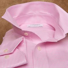 An elevated classic gingham, the Alexander in Pink Gingham is crafted from the softest, smoothest, high density luxury fabric. The fine oxford weave delivers incredible depth to the gingham pattern. The off-white pearlescent button picks up the white in the gingham pattern to create a crisp and clean look. Pink Gingham Shirt, Athletic Body Type, Athletic Body, Luxury Fabric, Gingham Pattern, Gingham Shirt, Pink Gingham, Blue Gingham, Luxury Fabrics