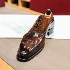 Two Toned Balmoral Walnut Museum Calf and Deer Brown Suede Leather Oxford Dress Lace up Shoes on Storenvy Quality Leather Boots, Leather Shoes For Men, Gentleman Shoes, Custom Design Shoes, Awesome Shoes, Suede Leather Shoes, Mens Fashion Classic, Handmade Leather Shoes, Best Shoes For Men