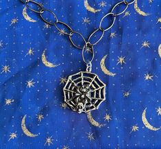 Glass geometric beads and a durable alloy spiderweb pendant! Handmade on a unique gunmetal-colored chain link. Message me with any questions! 🕸️ Spider Web, Pendant Necklaces, Chain Link, Favorite Jewelry, Necklace Etsy, Jewelry Necklace Pendant, Accessory Gift, Jewelry Necklaces, Necklaces