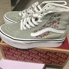 Beautiful Olive Green Vans! Worn Maybe Twice In Perfect Condition. Embroidered Sneakers For Spring Streetwear, Spring Embroidered Sneakers For Streetwear, Spring Streetwear Embroidered Sneakers, Olive Green Vans, Embroidered Vans, Vans Green, Green Vans, Van Color, Wallpaper Space