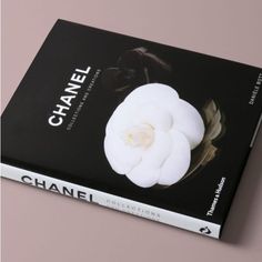 Nwt Chanel: Collections And Creations By Daniele Bott Large Coffee Table Book Home Decor Collectors Item Chanel Black And White Coffee Table Book Wrapped In Manufacturer Packaging Nwt 208 Pages 10x1.2x11.3 Chanel Coffee Table Book, House Of Chanel, Coffee Table Books Decor, Chanel Book, Chanel Black And White, Black And White Coffee, Book Wrap, Chanel No 5, Chanel Collection