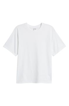 Premium pima cotton makes this relaxed-fit T-shirt a joy to wear and layer every season of the year. 26" length (size Medium) Crewneck Short sleeves 100% pima cotton Machine wash, line dry Made in Peru 100% Cotton Shirt, White T Shirt For Women, White T Shirt Aesthetic, Womens White Tshirt, Savannah Outfits, Toadette Costume, Visual Wishlist, Hogwarts Clothes, White T Shirt Outfit