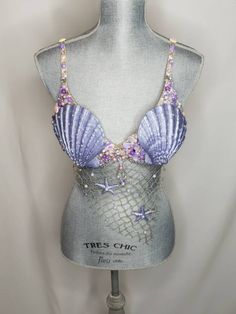 Light Purple Ariel-inspired Mermaid Bra/top - Etsy Mermaid Bra Diy, Mermaid Shell Top, Mermaid Bra Top, Top Roxo, Mermaid Clothes, Mermaid Shell Bra, Ariel Halloween Costume, Seashell Bra, Sketching Inspiration