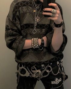 Masc Goth Outfits, Masc Goth, Ace Aesthetic, Gothic Fits, Trans Masc, Emo Fits, Mode Grunge