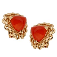 Hermes Vintage Sugarloaf Carnelian 18k Yellow Gold Clip On Earrings 0001051 Hermes Earrings, Small Diamond Stud Earrings, Large Gold Earrings, Hermes Vintage, Jewelry By Brand, Carnelian Earrings, Hermes Jewelry, Bracelet Love, Gold Link Chain