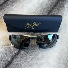 Maui Jim Black Coral Polarized Rectangle Sunglasses Nwt Msrp $320 Brand New Never Worn With Folding Case And Cloth Frame: Matte Black Lens: Neutral Grey - Offers The Highest Available Light Reduction For The Richest Colors And Sharpest Contrast. Lens Material: Superthin Glass - Provides The Absolute Crispest Optics Available. 20% To 32% Thinner And Lighter Than Standard Glass, It Offers The Best Scratch And Solvent Resistance. Sku: 249-2m Accepting Offers Elegant Rectangular Anti-reflective Sunglasses, Cloth Frame, Black Coral, Maui Jim, Rectangle Sunglasses, Colored Sunglasses, Maui, Rich Color, Sunglasses Accessories