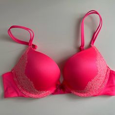 Nwot Victoria’s Secret Very Sexy Push-Up With Lace Detail Pink Low-cut Bra With Removable Pads, Low-cut Pink Bra With Removable Pads, Pink Stretch Low-cut Bra, Stretch Low-cut Pink Bra, Low-cut Pink Bra With Lined Body, Pink Low-cut Padded Bra, Pink Low-cut Lined Bra, Low-cut Padded Pink Bra, Pink Low-cut Bra