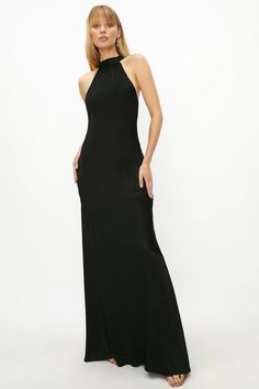 Long Halter Neck Dress, Halter Neck Dress Black, Graduation Dresses 2022, Halter Neck Black Dress, Halter Dress Outfit, Prom Outfit Ideas, Black Halter Neck Dress, Dress References, Black Halter Maxi Dress