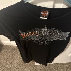 Harley Davidson Short Sleeve T Shirt, Bahamas. Nwot Harley Davidson Clothes For Women, Harley Davidson Shirt, Short Sleeve T Shirt, Fancy Dresses, Bahamas, Shirt Color, Harley Davidson, Colorful Shirts, Beaded Necklace