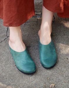 Handmade Retro Leather Flat Slippers — Obiono Green Casual Mules With Leather Footbed, Casual Green Mules With Leather Sole, Casual Green Slip-on Mules, Casual Green Leather Clogs, Green Leather Footbed Clogs With Round Toe, Green Leather Closed Toe Mules, Green Casual Clogs With Leather Sole, Casual Green Clogs With Leather Sole, Green Leather Slip-on Mules