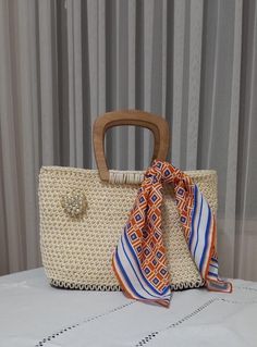 Ecru bag with wooden handle and removable scarf. Size: 20*30 cm A carefully knited stylish product. I wish you use it on nice days... Crochet Bags Purses, Designs Patterns, Handmade Bag, New Top, Hand Bags, Bag For Women, Bag Shoulder, Handmade Bags, Wooden Handles