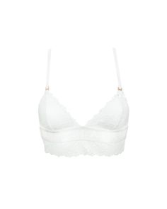 Elegance and comfort meet in the Tori bralette from our Everyday collection. This distinctively feminine piece features intricate lace balanced with wide, branded straps for a look that’s equal parts chic and contemporary. Our signature gold-tone hardware ties the design together with a glamorous touch. Don’t forget to style it with the matching panty or thong from the collection for a perfectly coordinated final look. Thigh Harness, Thigh Chain, White Bralette, Soft Cup Bra, Neck Chain, Body Jewellery, Bra Cups, Stretch Lace, Satin Finish