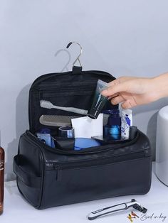 Bird in Bag - Portable Waterproof Hanging Toiletry Bag with Zipper Storage for Men and Women, Graphic Makeup Bag for Travel Organization Travel Accessories Men, Makeup Bathroom, Cruise Essentials, Fragrance Bottles, Zipper Storage, Perfume Organization, Mens Toiletry Bag, Travel Perfume, Hanging Toiletry Bag