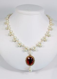 New and spectacular design for 2015! Necklace features 8mm glass pearl clusters with a 25x18mm center focal in buyers choice of silver or gold, and with buyers choice of white, ivory, or pewter pearls. While we dont have these exact settings in pewter silver or antique gold, we can Bridgeton Accessories, Perl Neckles, Cherry Chapstick, Fancy Necklaces, Regency Jewelry, Pearl Lace, Pretty Jewelry Necklaces, Princess Jewelry, Fancy Necklace