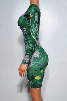 Bold Design: Features a striking green pattern with intricate floral and bird embellishments for a unique and eye-catching look. Long Sleeves: Designed with long sleeves for added elegance and coverage. Form-Fitting Silhouette: Tailored to hug your curves and enhance your silhouette for a flattering fit. Intricate Embellishments: Adorned with sparkling sequins and beads, adding a touch of luxury and glamour. Perfect for Special Occasions: Ideal for parties, evening events, and stylish outings. C