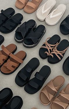 Trendy Shoes For Women Sandals, Palm Slippers, Classy Sandals, Trendy Slippers, Pretty Sneakers, Women Slippers Fashion, Trendy Heels, Pretty Sandals, Work Shoes Women