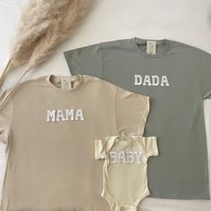 This matching family shirts is perfect for baby shower gifts, baby hospital coming outfit, pregnancy announcement, and family pictures or family photoshoot outfits! This is also perfect for gifting to your friends and loved ones for any occasions Note that the letters used are patches and are heat pressed. Our shirts run in a UNISEX fit. The shirts naturally have a slightly oversized fit giving extra room for moving around and comfort! For this reason, we highly recommend getting your true norma Matching Going Home Outfits, Summer Going Home Outfit For Mom, Hospital Going Home Outfit, Going Home Outfit For Mom, Bridesmaid Shirts Bachelorette, Mom Dad Baby, Matching Family Shirts, Family Photoshoot Outfits, Cadeau Baby Shower