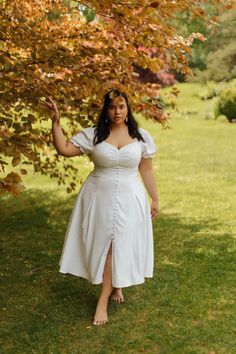 White Midi Dress Plus Size, Plus Size White Dresses, All White Outfit Plus Size, Plus Size White Dress, Denise Mercedes, White Plus Size Dresses, Dress For Chubby, Summer Dress Plus Size, Plus Size Midi Dress