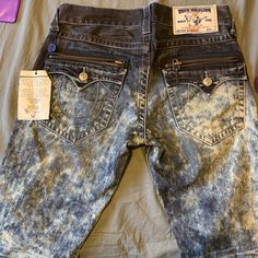 True Religion Jeans In Great Condition, Normal Wear ! Awesome Jeans #Vintage #Truereligion #Cheap #Designer True Religion Jeans, Jeans Color, True Religion, Colored Jeans, Blue Gray, Blue Grey, Color Blue, Women Jeans, Women Shopping