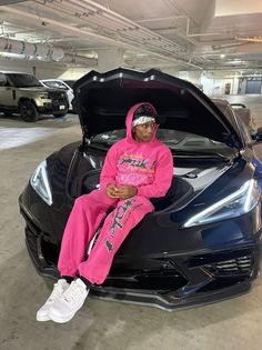 Sp5der Tracksuit, Pink Hoodie Outfit, White Nike Shorts, Sp5der Hoodie, Hoodie Outfit Men, Lesbian Outfits, Drippy Outfit, Merch Hoodie, Clothes Y2k