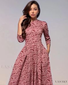 Lasaky - Vintage Floral Midi Dress - Exquisite Retro Party Dress featuring Charming Print and Classy Three-Quarter Sleeves Vintage Manga, Midi Party Dress, Sukienki Plus Size, Vintage Midi Dresses, 파티 드레스, Sophisticated Dress, Women's Evening Dresses, Elegant Dresses For Women, Evening Party Dress