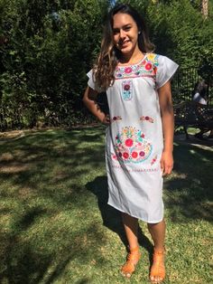 "Mexican dress, embroidered BoHo dress, cotton dress, Oaxaca dress,White embroidered dress, medium,M 35\" neck to bottom Size medium Bust 38\"-40\" good condition NK313 Mexican dress, embroidered BoHo dress, cotton dress, Oaxaca dress,White embroidered dress, medium,M" White Peasant Embroidered Dress, White Peasant Dress With Embroidered Hem, White Bohemian Embroidered Dress For Fiesta, White Bohemian Embroidered Short Sleeve Dress, White Bohemian Embroidered Dress With Short Sleeves, Casual White Embroidered Dress For Festivals, White Folk Fiesta Dress, Traditional White Embroidered Dress With Short Sleeves, White Folk Dress With Embroidered Neckline