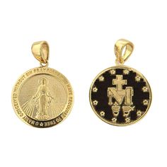 Abrace el poder de la fe con nuestra medalla de la Virgen de la Milagrosa en oro amarillo macizo de 18 quilates, que presenta el diseño icónico de la medalla milagrosa. Con unas medidas de 22 x 15 mm (0,86 x 0,59 pulgadas), incluido el asa, este exquisito colgante tiene el tamaño perfecto para el uso diario. Elaborada con oro amarillo de 18 quilates hipoalergénico, esta medalla es suave incluso con la piel más sensible. Viene empaquetado en una caja y bolsa de regalo de Amalia, lo que lo convier Catholic Cross, Mens Silver Jewelry, Crawlers Earrings, Baby Earrings, Kids Necklace, Miraculous Medal, Iconic Design, Bar Mitzvah, Cuff Earrings