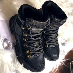 Beautiful Leather “Gbg” Black Ankle Boots Black High-top Hiking Boots With Reinforced Heel, Black High-top Hiking Boots For Fall, Black Leather Hiking Boots For Fall, Guess Boots, Guess Shoes, Boot Shop, Black Ankle Boots, Hiking Boots, Bootie Boots