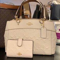 New With Tag Bag- Coach F28472 Wallet - Coach 29439 White Coach Wallet, Accessories Board, Coach Purses Outlet, Expensive Things, Brown Leather Crossbody Bag, Grey Bag, Girly Bags, Elegant Bags, Cute Handbags