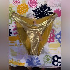 Never Worn Nwt Skims Bikini Bottoms Limited Edition Gold Not Sold Online Xl Gold Beachwear Bottoms For Vacation, Gold Stretch Swimwear For Beach Season, Gold Bottoms For Beach Season, Stretch Gold Bottoms For Beach, Gold Fitted Swimwear For Sunbathing, Gold Beachwear Bottoms For Summer, Gold Bottoms For Summer Pool Activities, Gold Bottoms For Summer Pool, Gold Bottoms For Pool And Summer