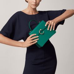 Top handle bag small model, Panthère de Cartier Cartier Panthere, Chloe Faye, Leather Bag Women, Formal Style, Global Style, Office Fashion, Handle Bag, Party Fashion, Black Enamel