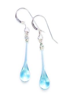 These minimalist glass drop ear rings evoke the smooth flow of molten glass, frozen forever in an elegant drop of glass. Space Babe, Bombay Sapphire Gin, Bombay Sapphire, Drop Jewelry, Quirky Jewelry, Teaching Outfits, Gin Bottles, Glass Drop Earrings, Bottle Jewelry