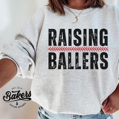 The cutest sweatshirt addition to all your baseball mom attire! Baseball Mom Shirts Ideas, Mom Attire, Baseball Things, Baseball Shirt Designs, Shirt Crafts, Raising Ballers, T Shirt Hacks, Baseball Crafts