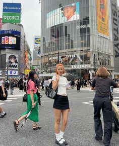 Tokyo Street Fashion Summer, Spring Tokyo Outfit, Japan June Outfit, Tokyo Trip Outfit, Japan Summer Fashion Street Style, Outfits For Japan Trip Spring, Asia Trip Outfit, Korea Trip Outfit, Outfits For Japan Trip Summer